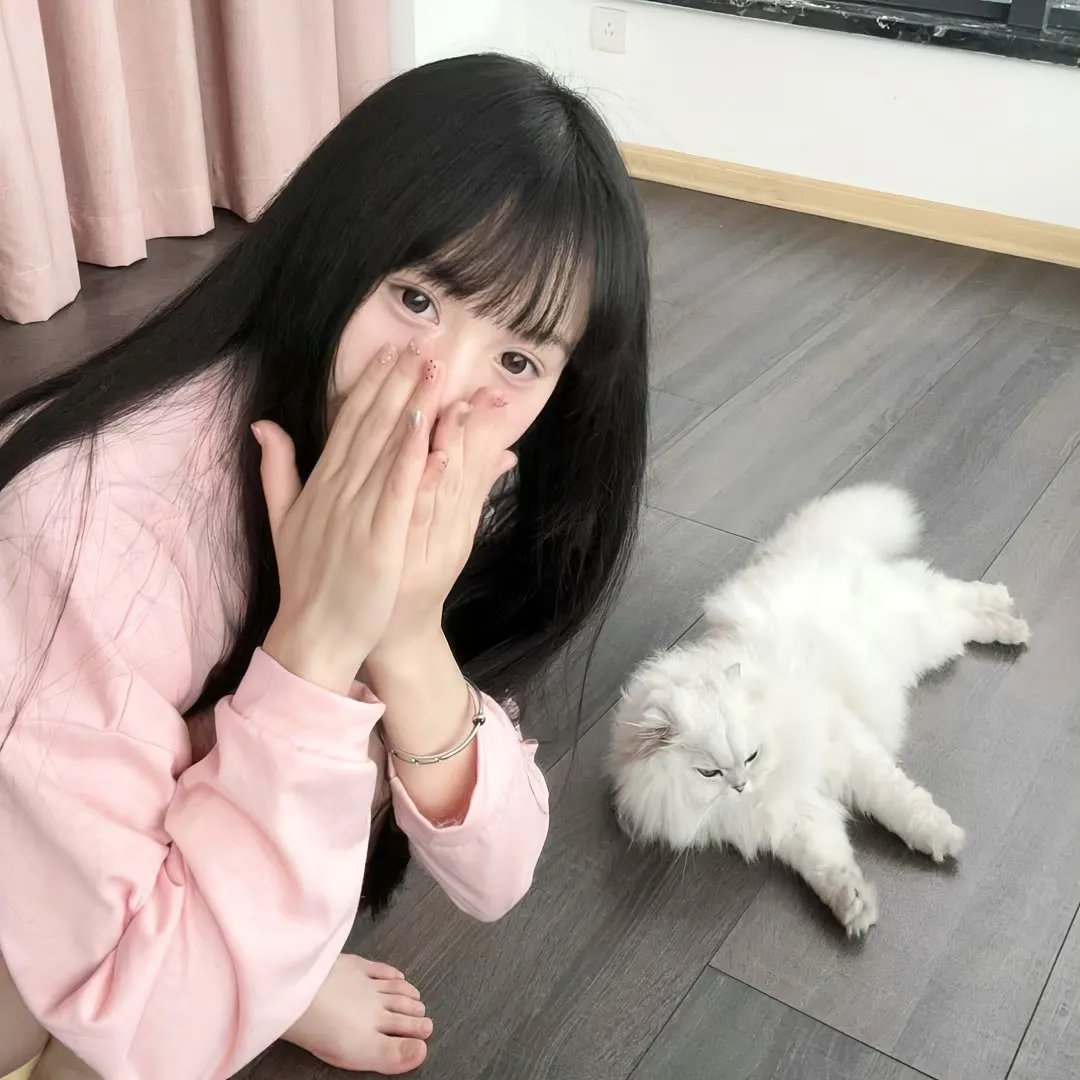 她不土，她是我妹妹