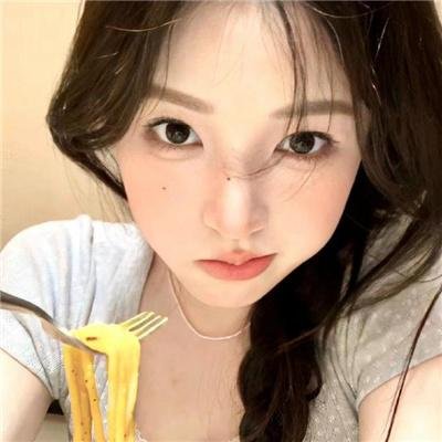 红色正前方
